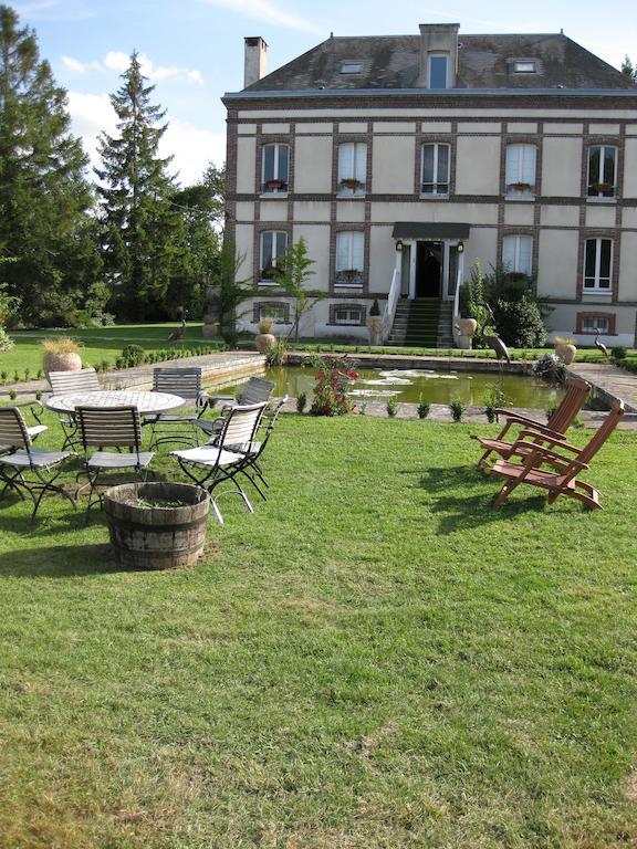 Le Gingko - Hotel Du Golf Parc Robert Hersant La Chaussée-dʼIvry Esterno foto